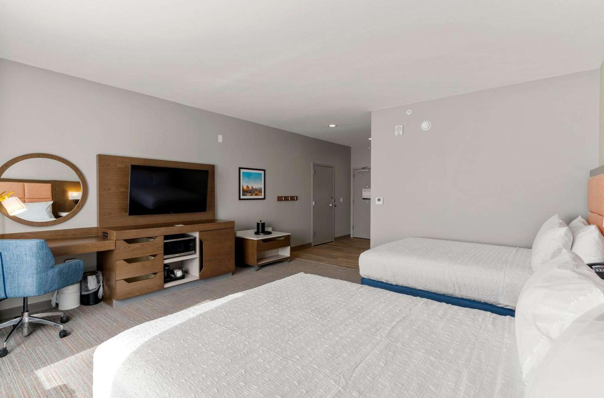 Hampton Inn Colorado Springs Northeast Exterior photo